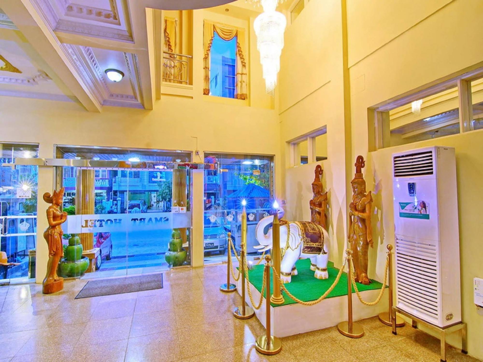 Smart Hotel Mandalay Exteriér fotografie